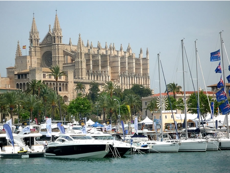 Protests over Spanish Boat tax at Palma Boat Show